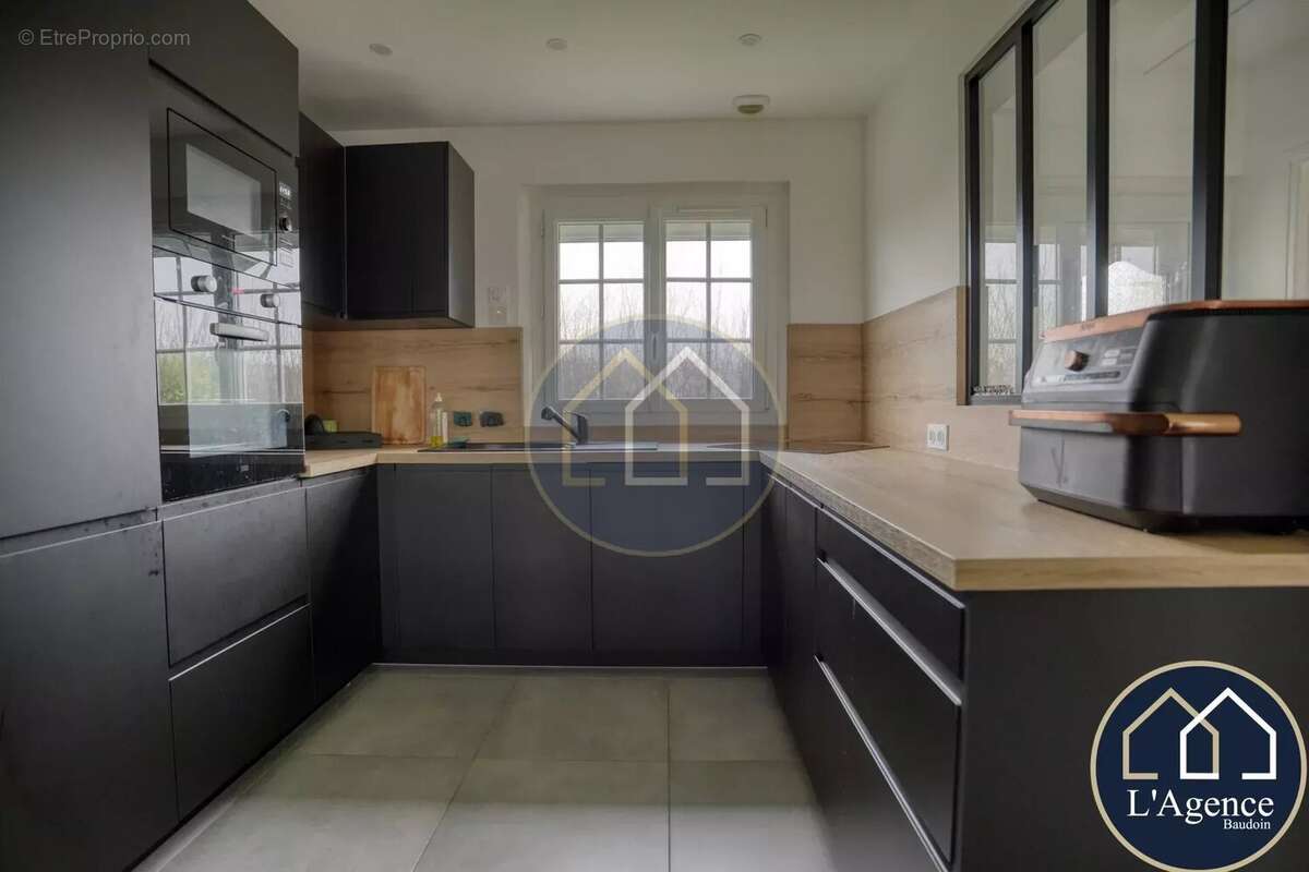 Maison à CHATEAUNEUF-EN-THYMERAIS