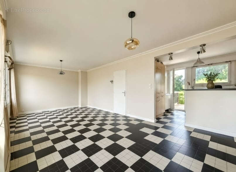Maison familiale - 3 chambres - Jardin - Garage - Cave - photo 3