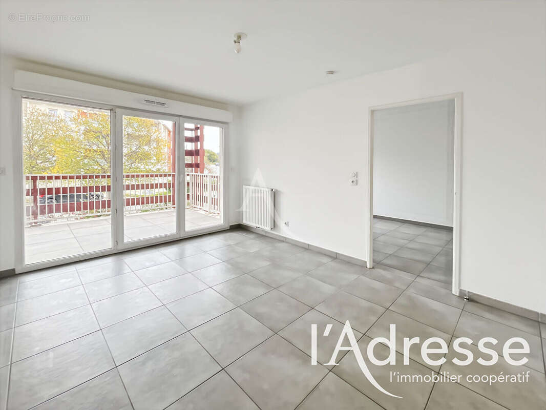 Appartement à SAINT-CYR-SUR-MER