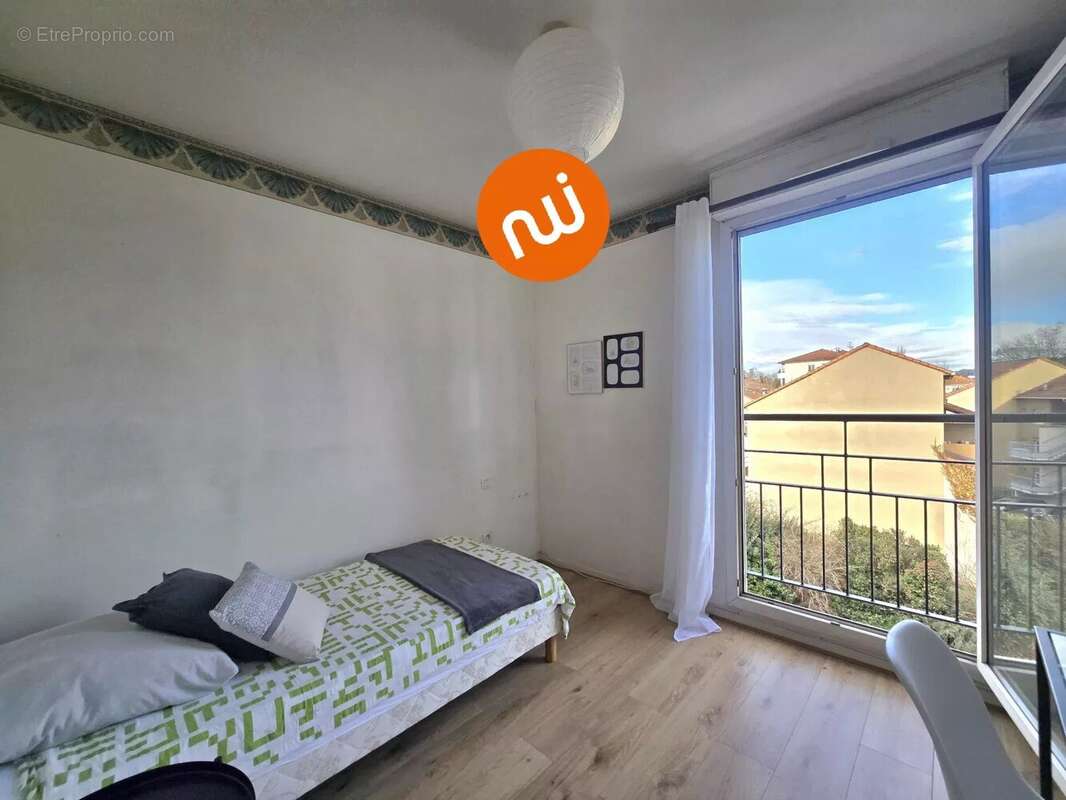 Appartement à TASSIN-LA-DEMI-LUNE