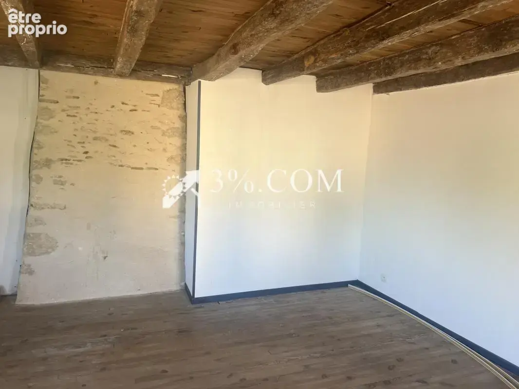 3%. com immobilier à  iteuil - photo 15