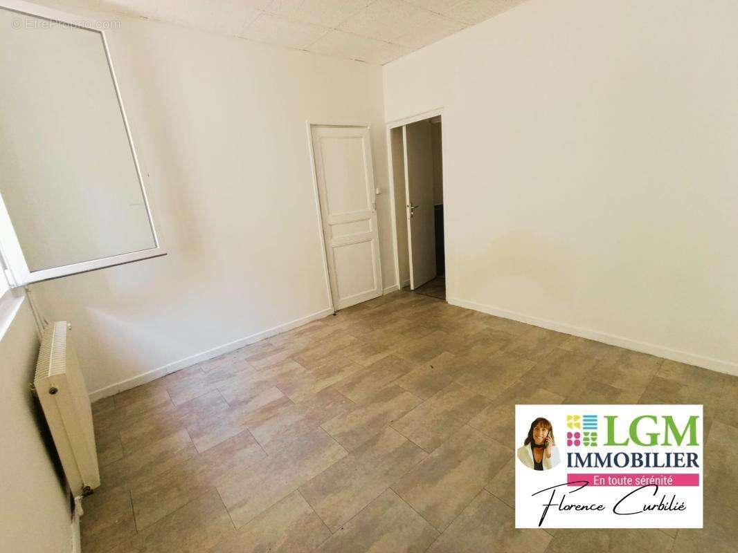 Bel appartement 3 pièces en rez-de-chaussée avec cour et jardinet partagés - photo 5