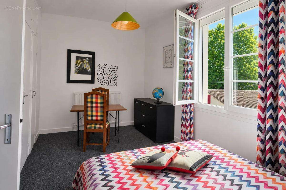 Maison de 11 pièces de 420 m² à Boussès - photo 11
