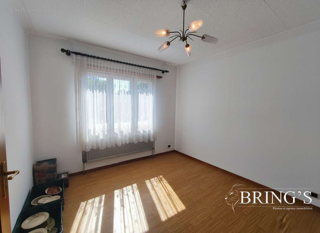Maison 5 pièces 97 m² à vendre à Danne-Et-Quatre-Vents (57370) - photo 8