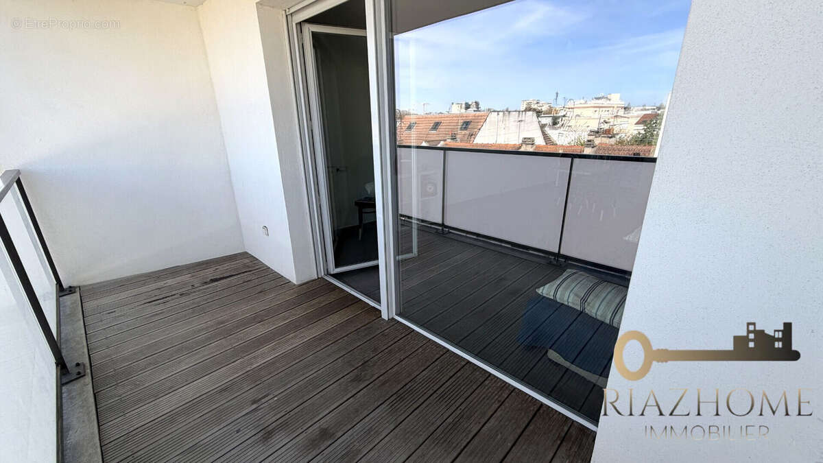 Appartement à LE BOURGET
