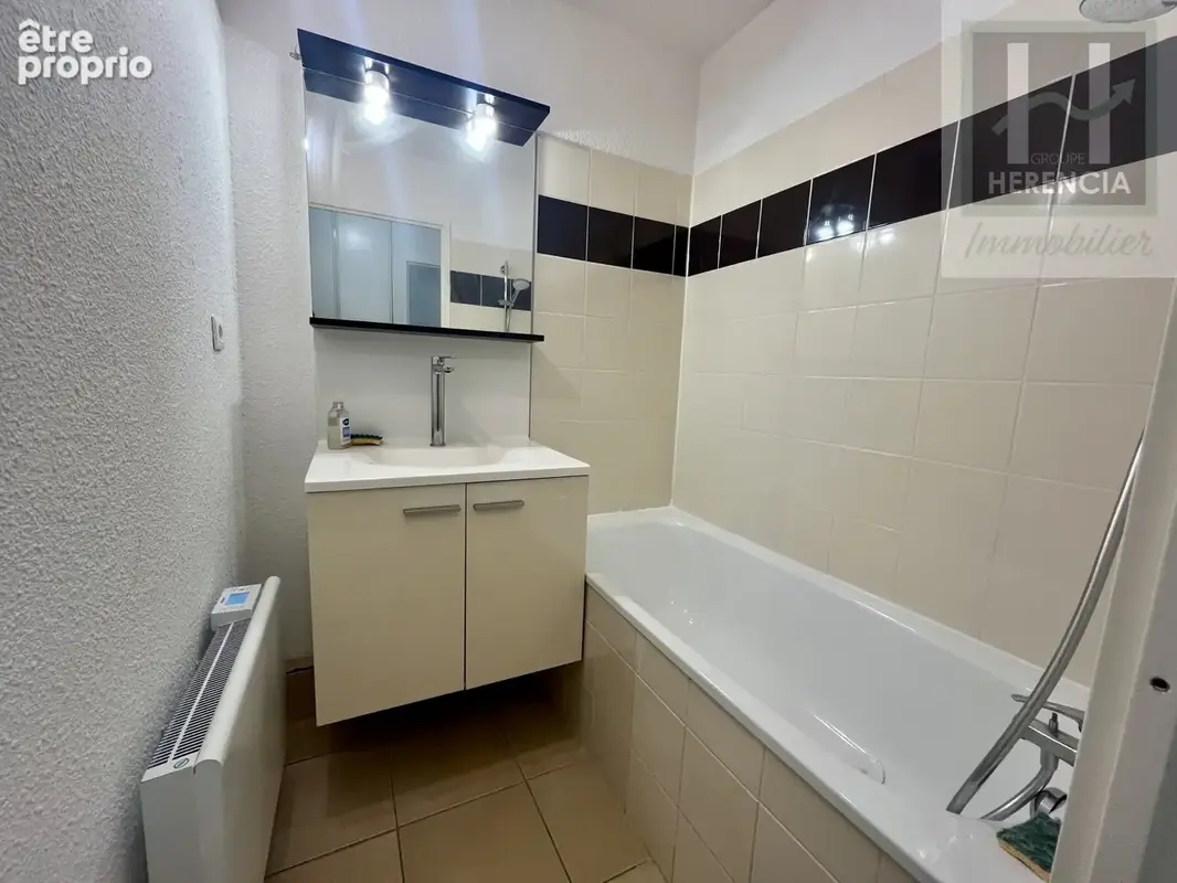 Angoulême - Appartement T2 avec jardin et parking - photo 5
