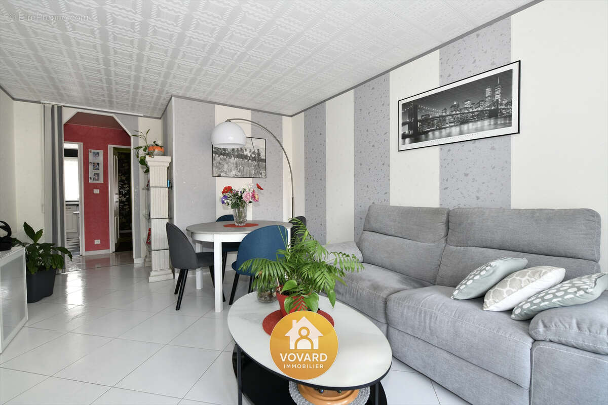 Appartement à SAINT-BRICE-SOUS-FORET