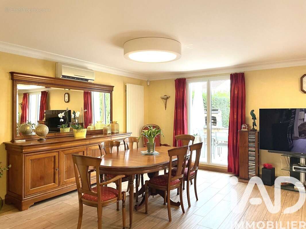 Photo 3 - Maison à SAINT-GERMAIN-LES-CORBEIL