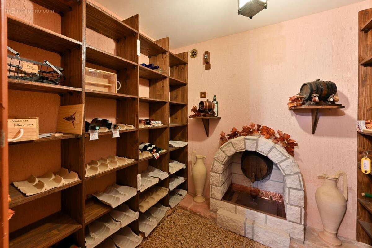 Maison à GREZIEU-LA-VARENNE