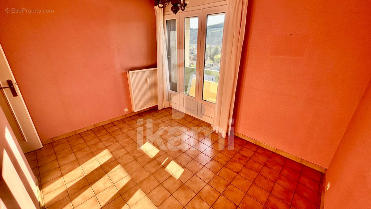 Appartement à TOURNON-SUR-RHONE