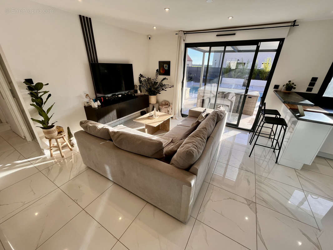 Maison à REMILLY-SUR-TILLE