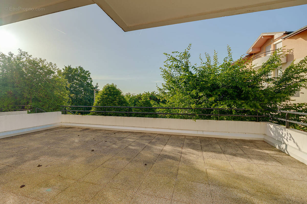 Appartement à EVIAN-LES-BAINS