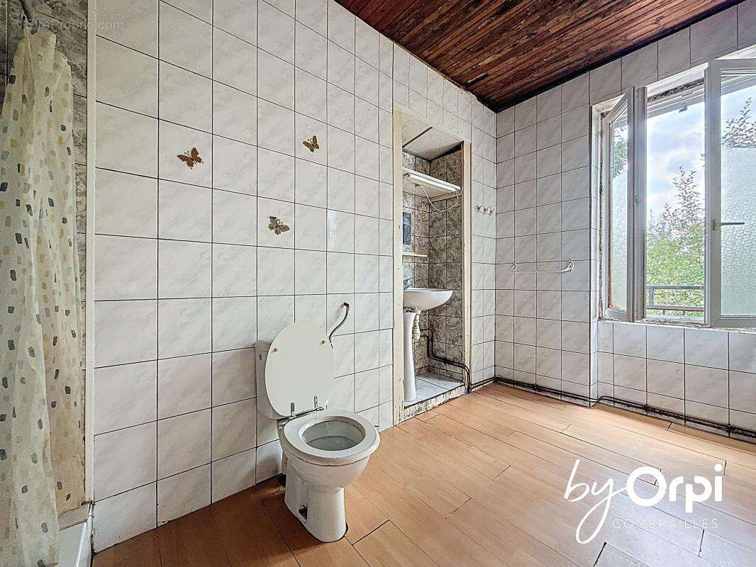 Appartement à SAINT-ELOY-LES-MINES