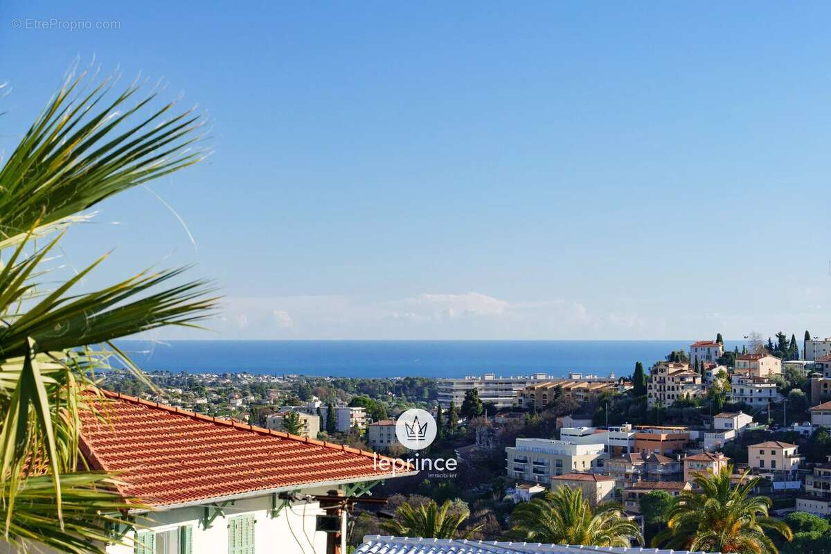 Appartement à VENCE