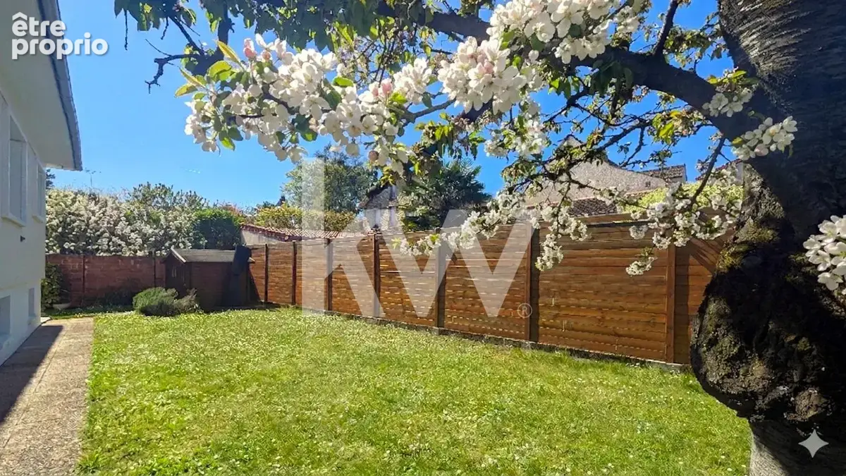 Maison 143 m² à Saint-Gratien  - photo 4