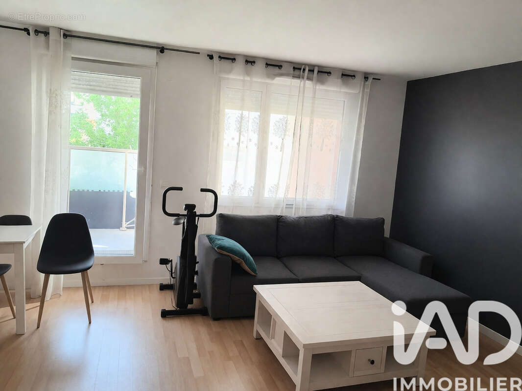 Photo 7 - Appartement à SARCELLES