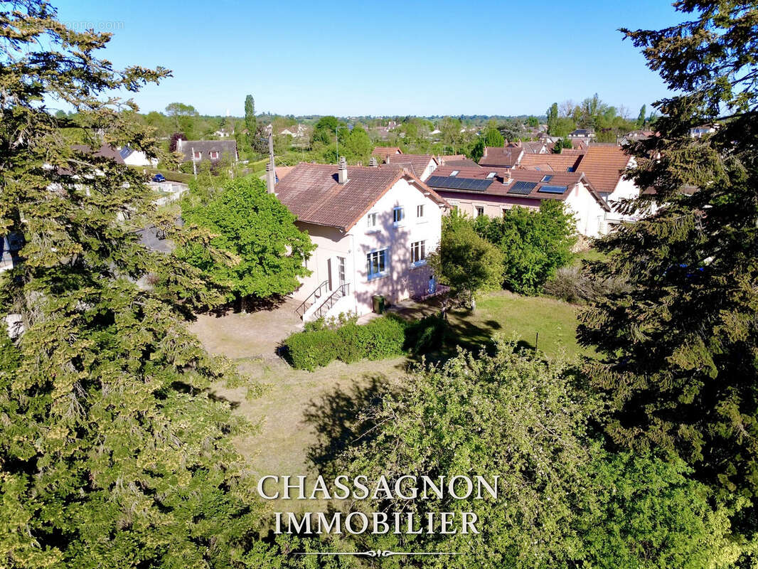 Maison à MOULINS