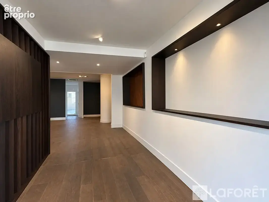 Local commercial  centre ville La Teste 80 m2 - photo 4