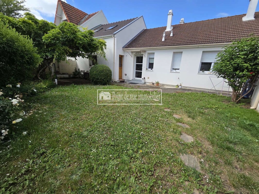 Maison à SAVIGNY-SUR-ORGE