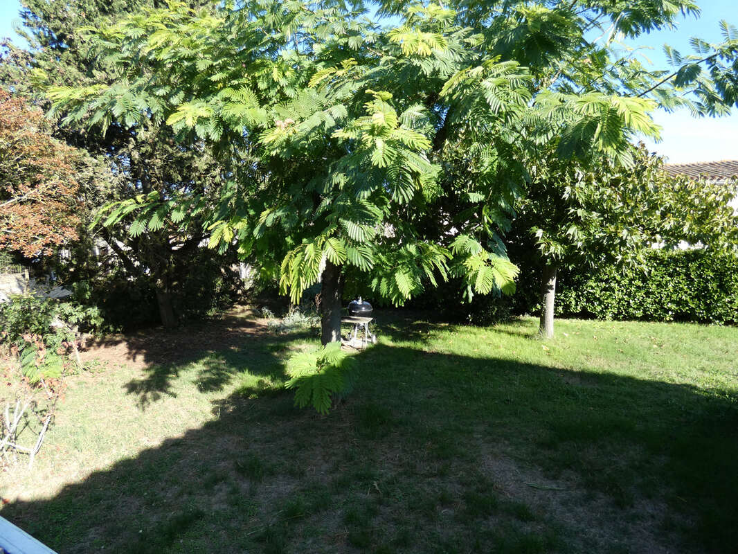 Maison à CAUX-ET-SAUZENS