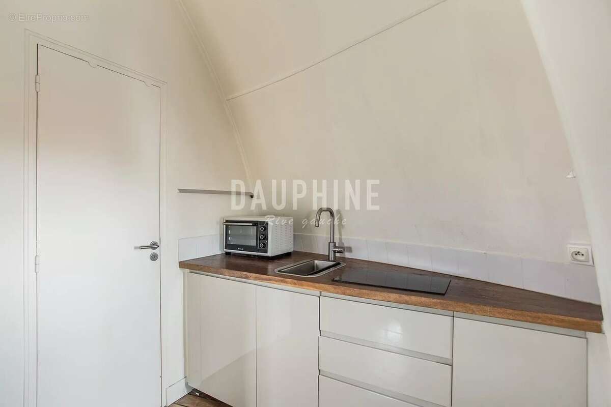 Appartement à PARIS-7E