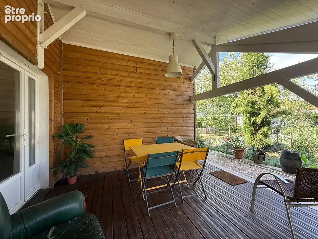 Ensemble immobilier proche des commodités et lycées à Villeneuve/Lot - photo 2