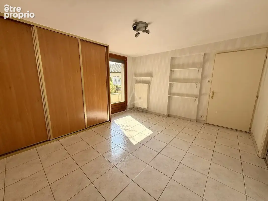 Exclusivité // maison individuelle // 122 m2 // 4 chambres // bureau avec accès indépendant // jardin // garage - photo 4