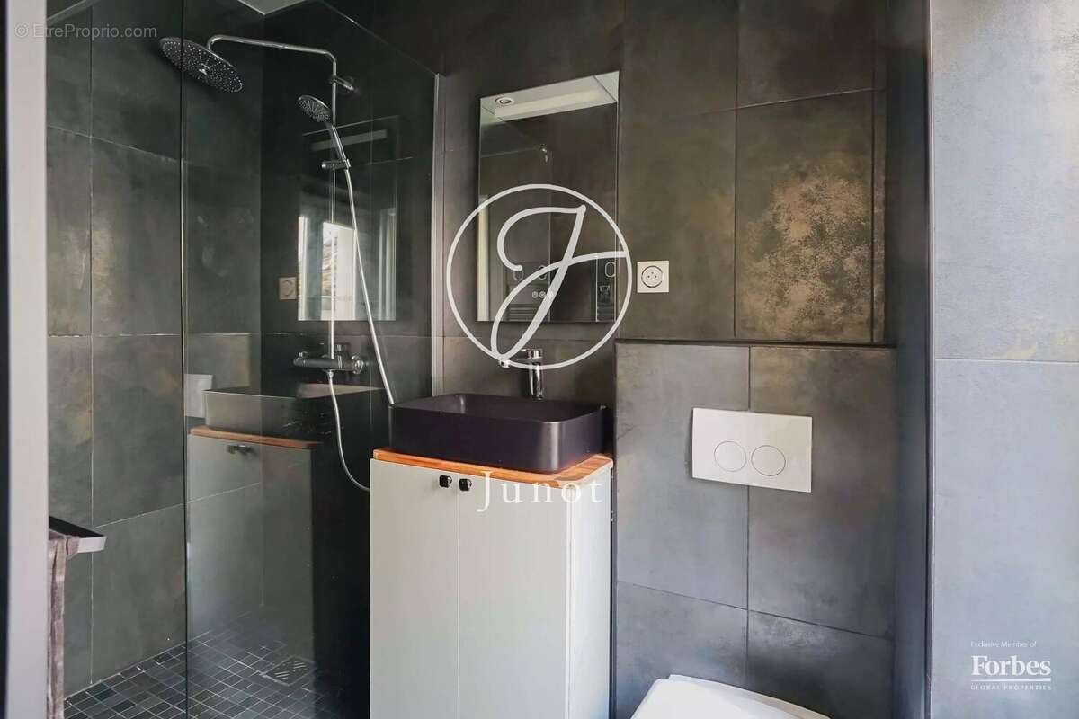 Appartement à PARIS-4E