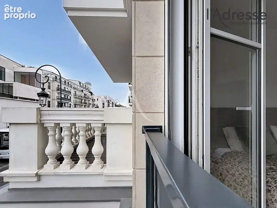 PUTEAUX/ Ampère - Appartement 3/4 pièces 76m² - 1 Terrasse - 1 Cave - 1 Parking - photo 9