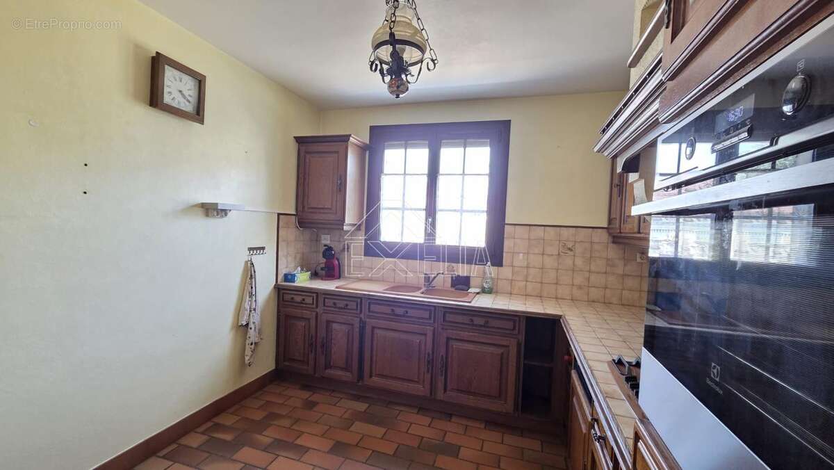 Maison 5 pièces 113m² – sous-sol total – terrasse & jardin 623m² – mantes-la-ville - photo 8