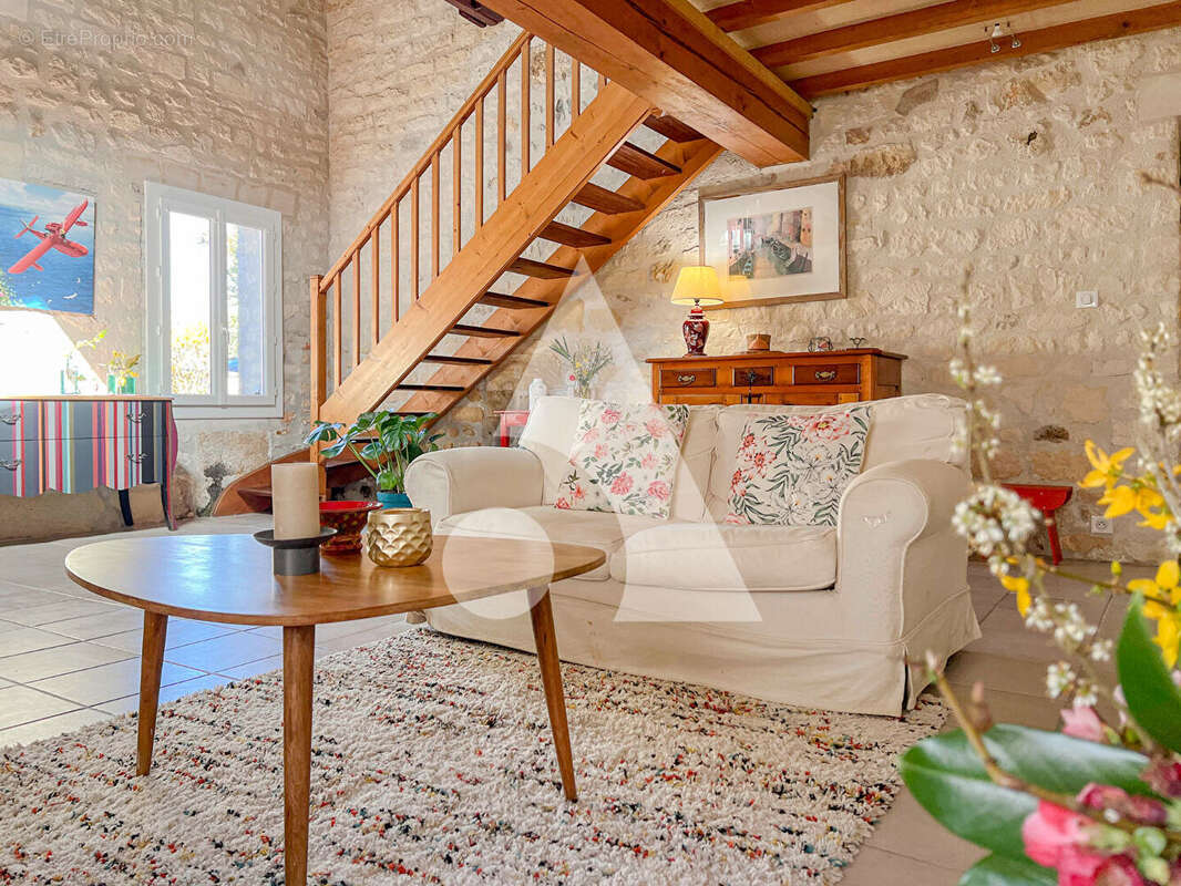 Maison à THENAC