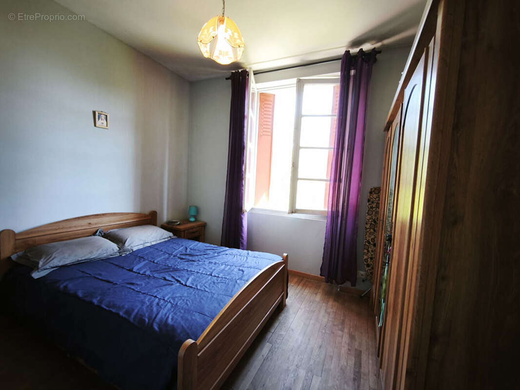 A VENDRE Maison 1930 à NEVERS, 3 pièces, sur sous-sol Combles aménageables 123.000 - photo 7