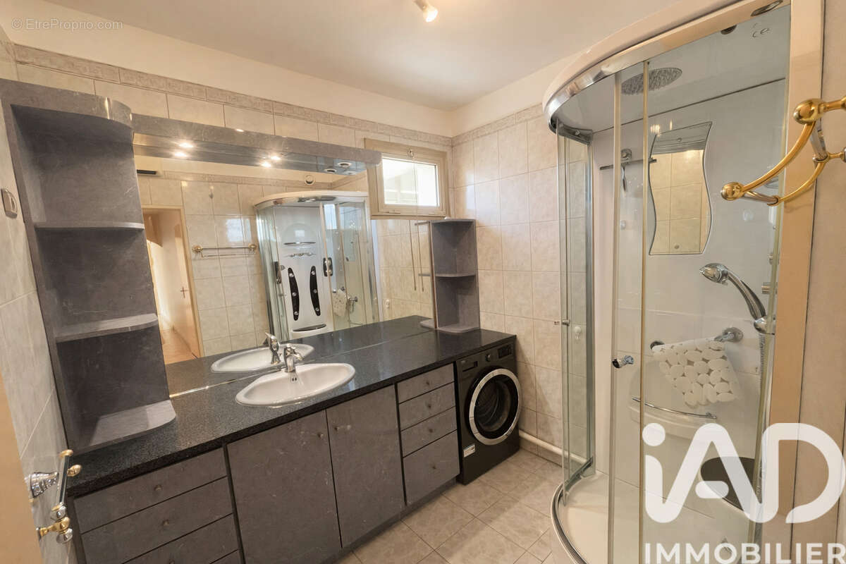 Photo 6 - Appartement à MARSEILLE-9E