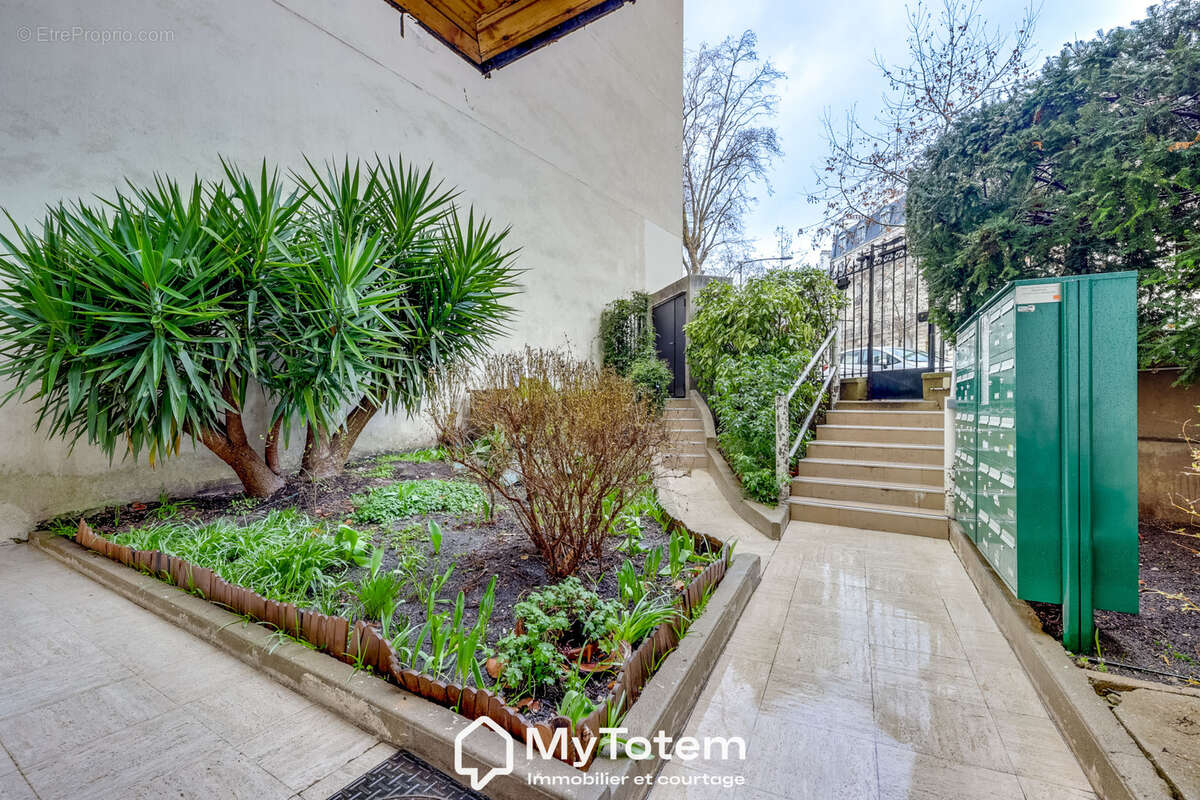 Duplex dans le centre de Boulogne-Billancourt Avenue Jean-Baptiste Clement - photo 10