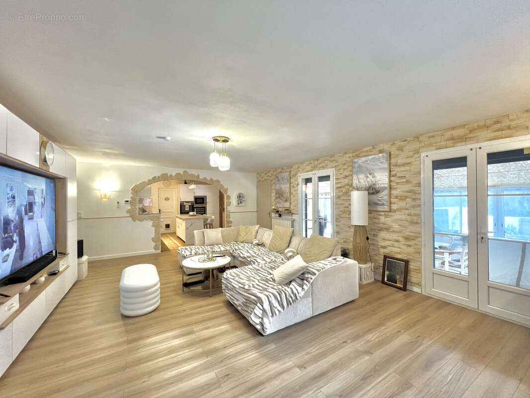 Maison à LUNEL-VIEL