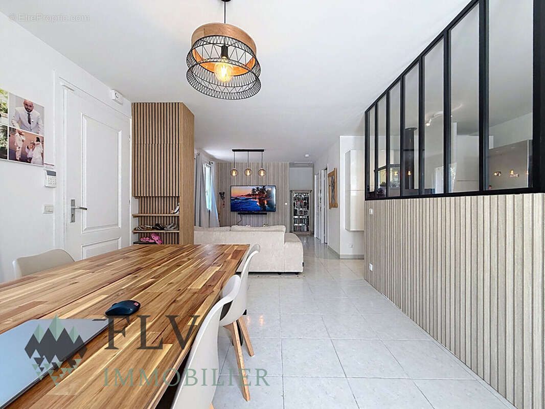 Maison 4 pièce(s) 75 m2 avec son Terrain à Roussillon ! - photo 3