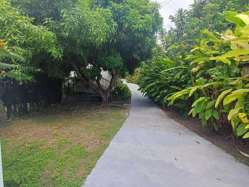 Maison à SAINTE-ANNE