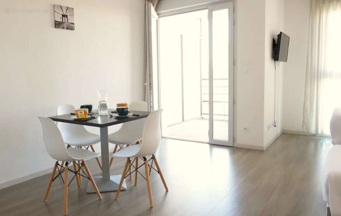 INVESTISSEMENT LOCATIF  Yzeure  Résidence Seniors Obeo Les Jardins du Danube  7,2 % de rentabilité - photo 3