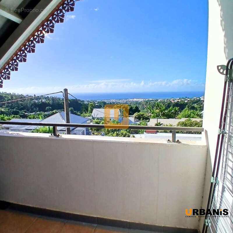 Appartement à SAINT-DENIS