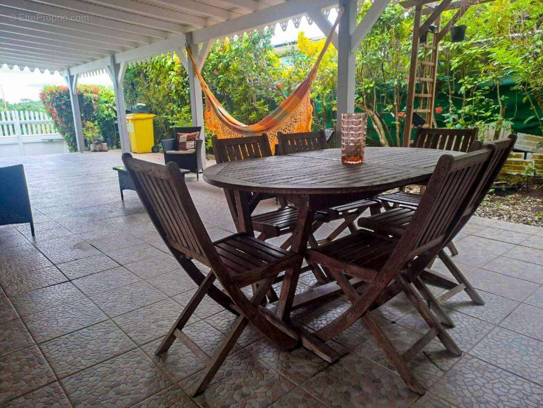 Maison à RIVIERE-SALEE