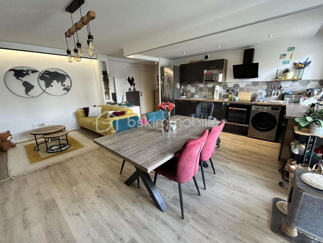 Appartement à LA RICHE