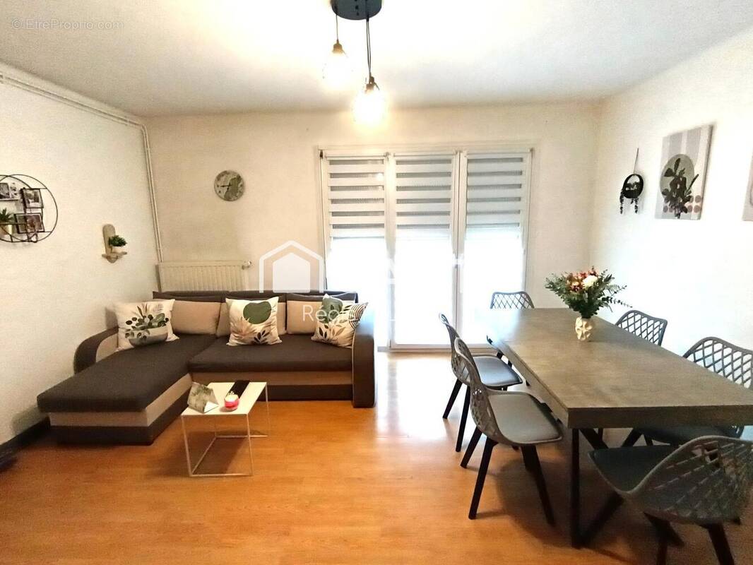 Photo 1 - Appartement à FESCHES-LE-CHATEL