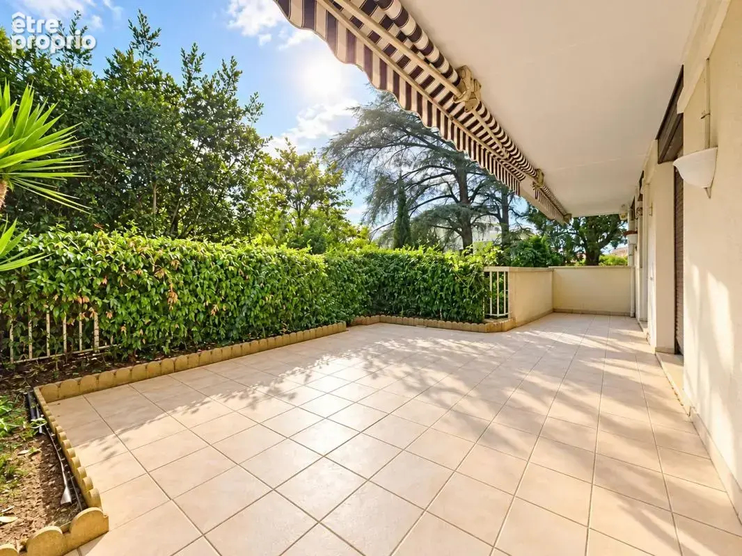 Photo Appartement à Le Cannet au prix de 425 000€
