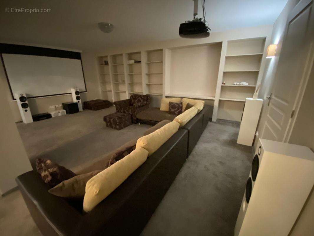 Maison à VILLENEUVE-LOUBET