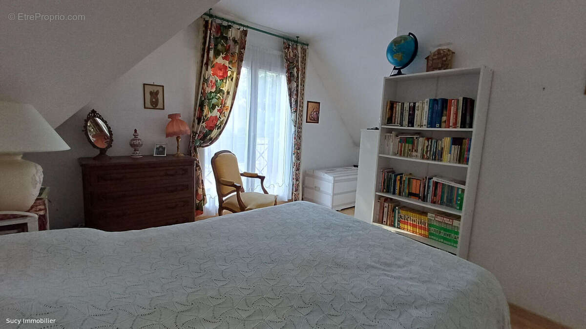 Maison à SUCY-EN-BRIE