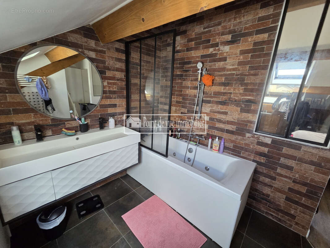 Maison à SAVIGNY-SUR-ORGE