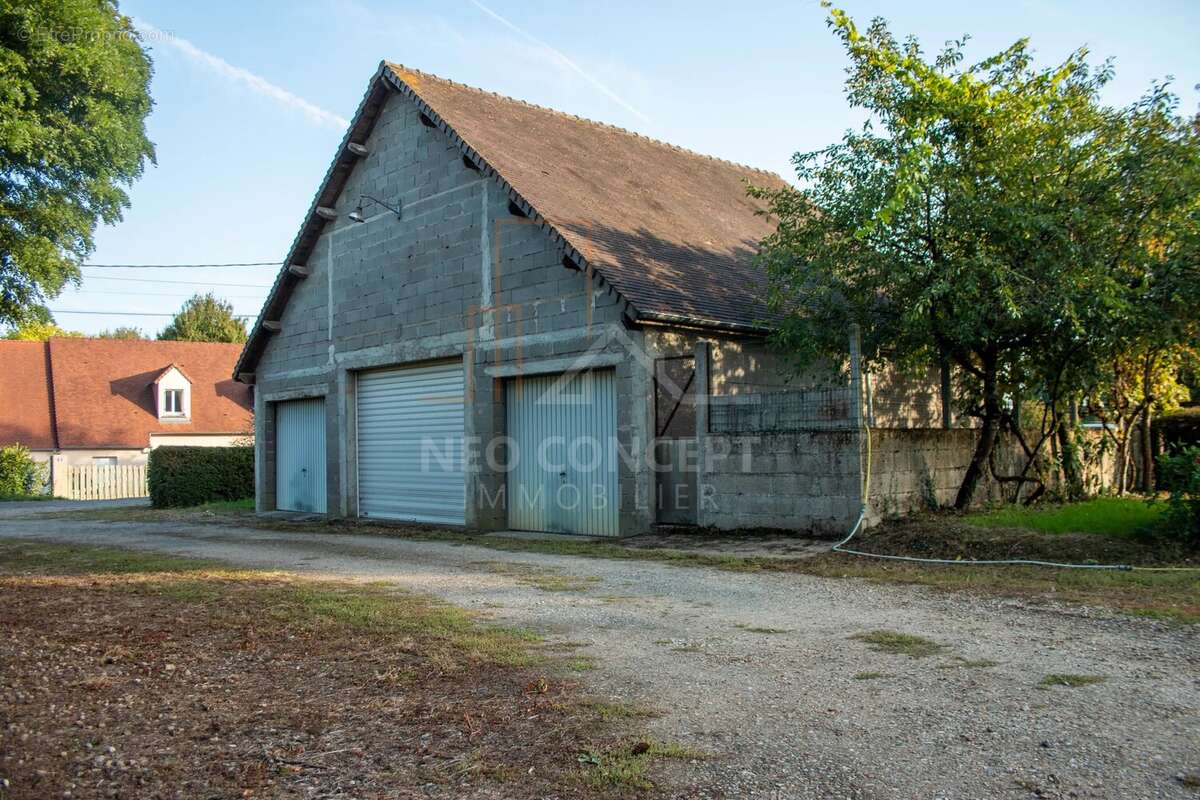 Maison à SAINT-BRANCHS