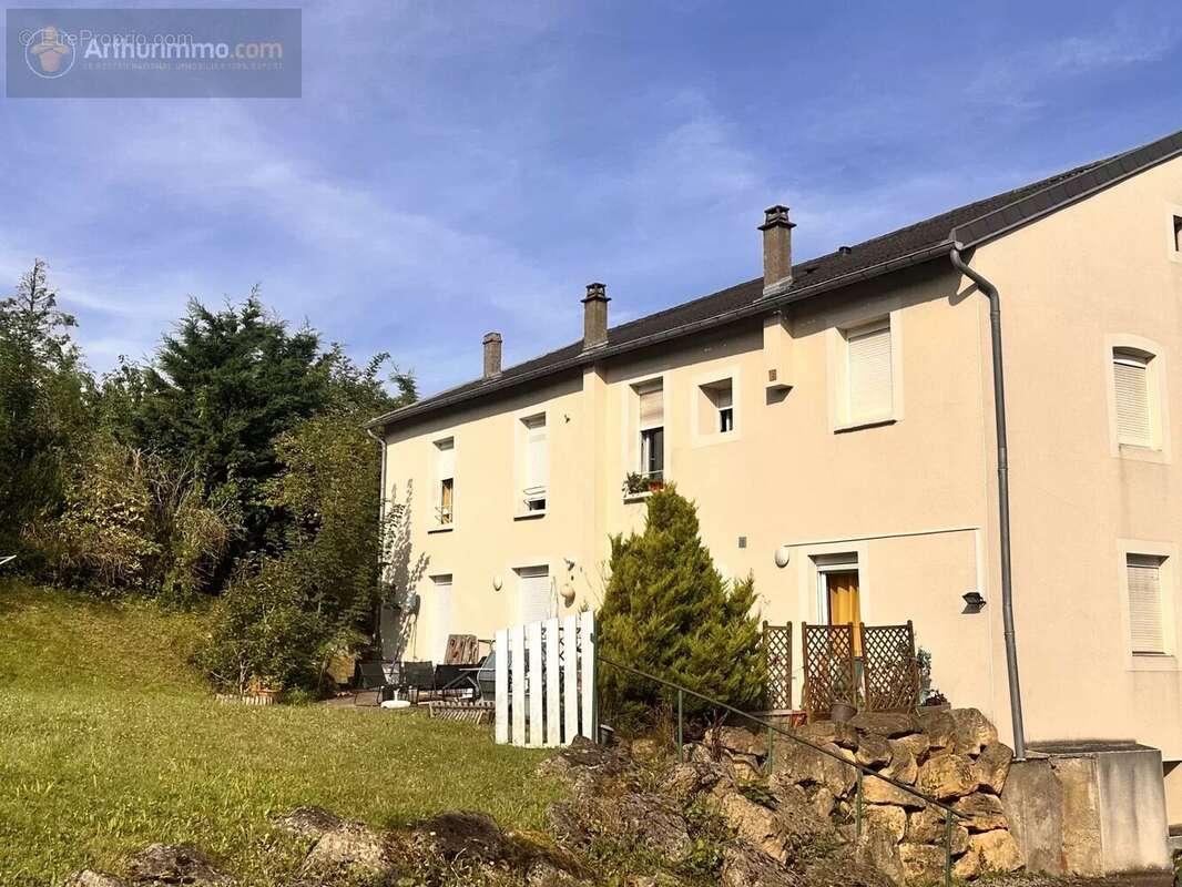 Appartement à VERNY