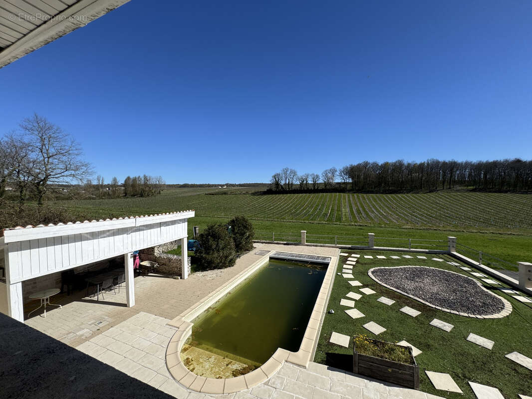 Maison à LIGNIERES-SONNEVILLE