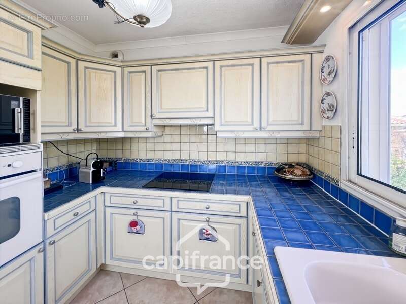 Appartement à HYERES